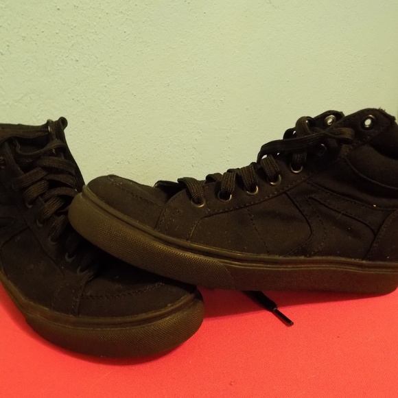 Faded Glory Shoes - Black High Top Memory Foam Sneakers Size 9 Womens